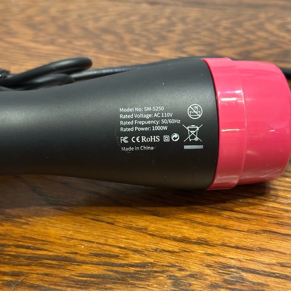 Stella Vogue Blow Dryer Brush - Picture 4 of 5